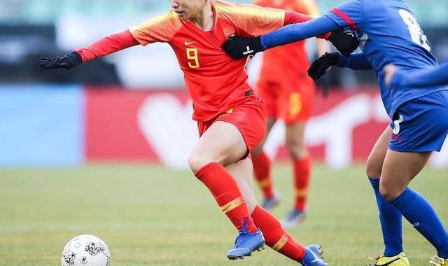  法国国脚租借回归老东家救主  