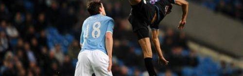  沃特金斯读秒绝平阿斯顿维拉顽强斗志逼平利物浦