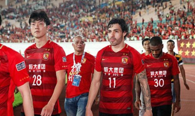  国际米兰防线重组，新援中卫完成首秀  