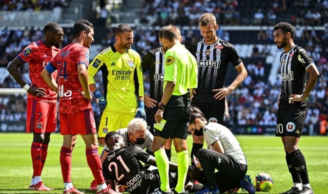  法甲揭幕战爆冷门弱旅击败劲旅  