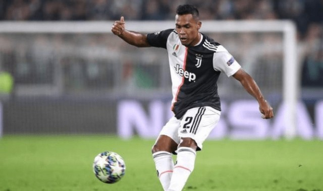  尤文图斯门将神勇发挥，多次扑救保住胜果