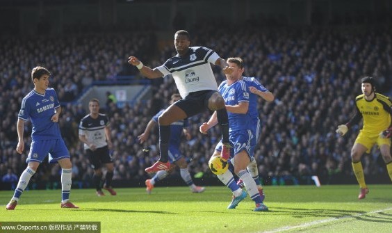  埃弗顿最后时刻绝平保级成功  
