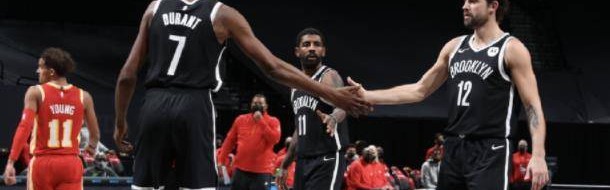  特雷杨52分老鹰加时胜黄蜂  