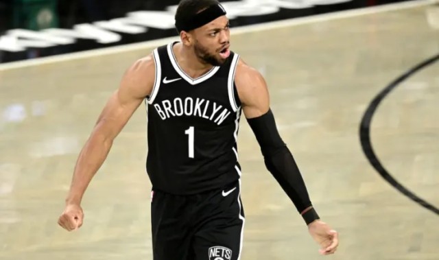  森林狼交易得到戈贝尔组双塔阵容  