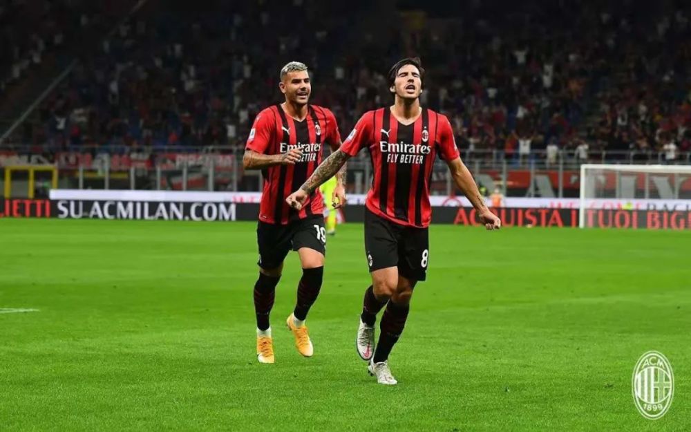  门兴格拉德巴赫青春风暴横扫欧联区强势回归  