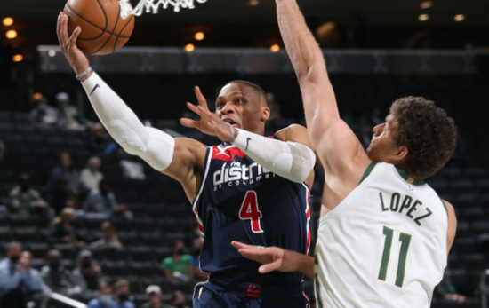  坎宁安准三双活塞主场力克奇才结束六连败