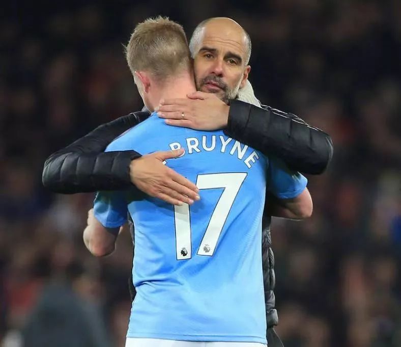  曼城天王德布劳内续约，瓜帅打造冠军班底