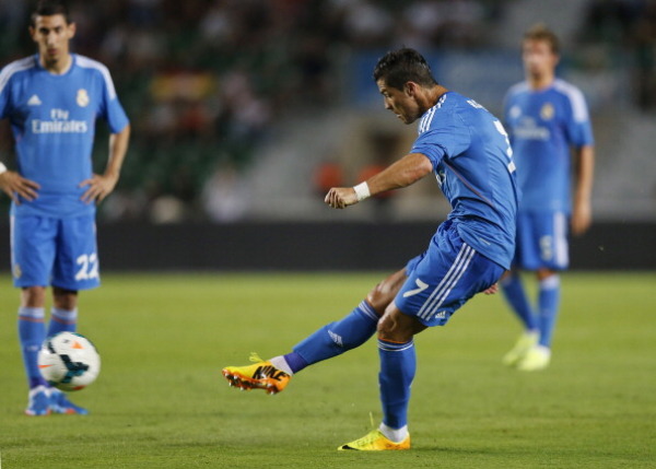  乌迪内斯绝杀好戏，弗留利球场见证奇迹时刻